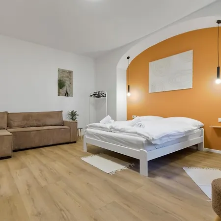 Apartment Charming In Centre /w Ac *
