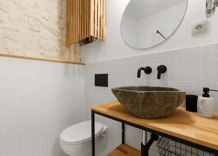 Charming In Centre /w Ac Apartament