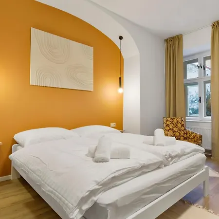 Apartman Charming In Centre /w Ac Pozsony